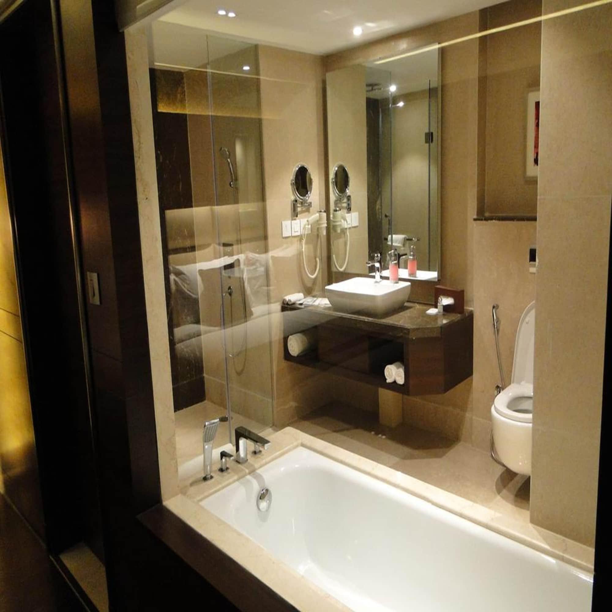 Majestic Court Sarovar Portico Navi Mumbai Eksteriør billede
